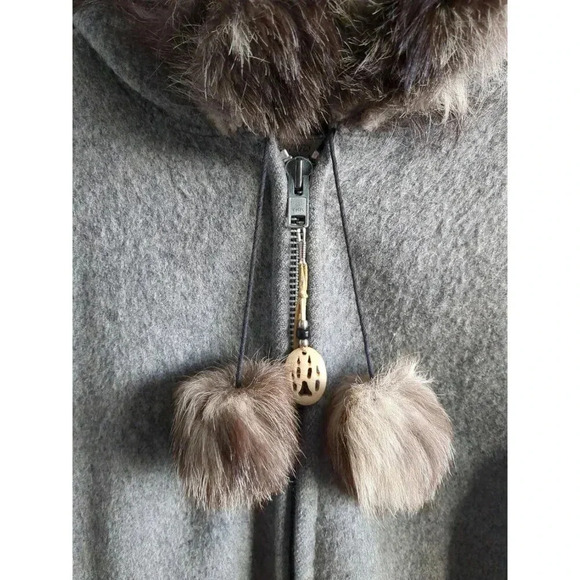 Kerr's fur parka and removable jacket - Picture 4 of 15